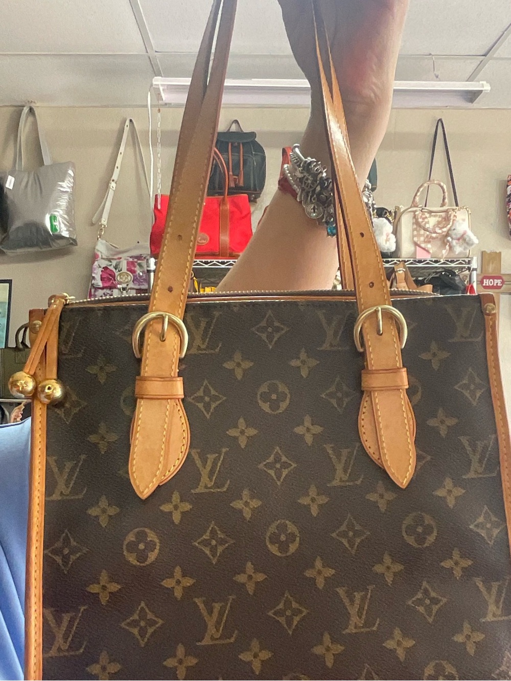 ♡Purse Show♡ - Picture 2 of 16